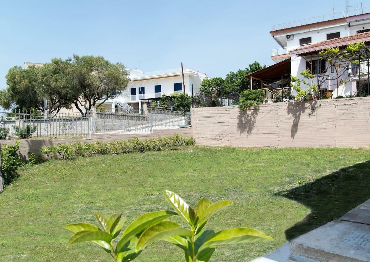 Villa Alexandra Nea Iraklia Esterno foto