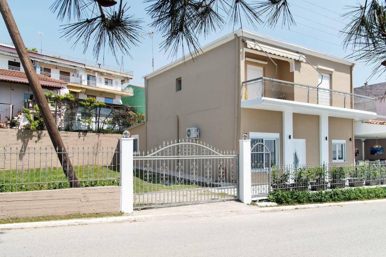 Villa Alexandra Nea Iraklia Esterno foto